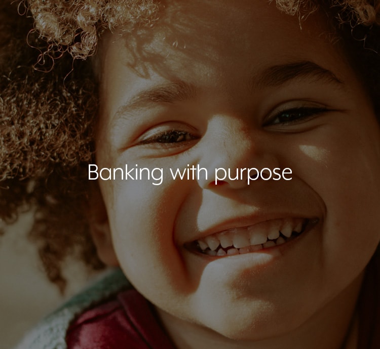 Logo design for the brand Redo on green gradient background